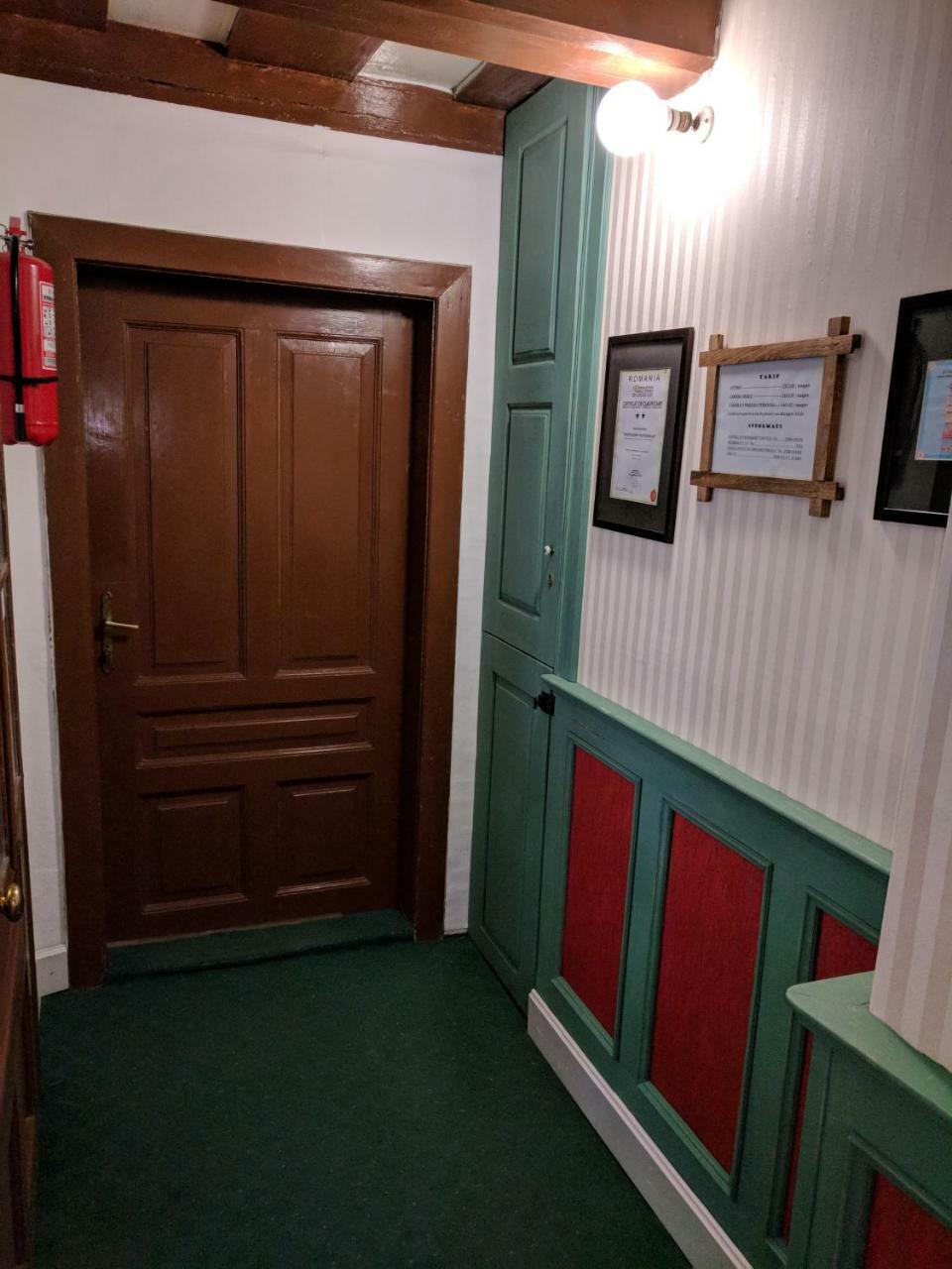 Guesthouse Postavarului Braşov Exterior foto